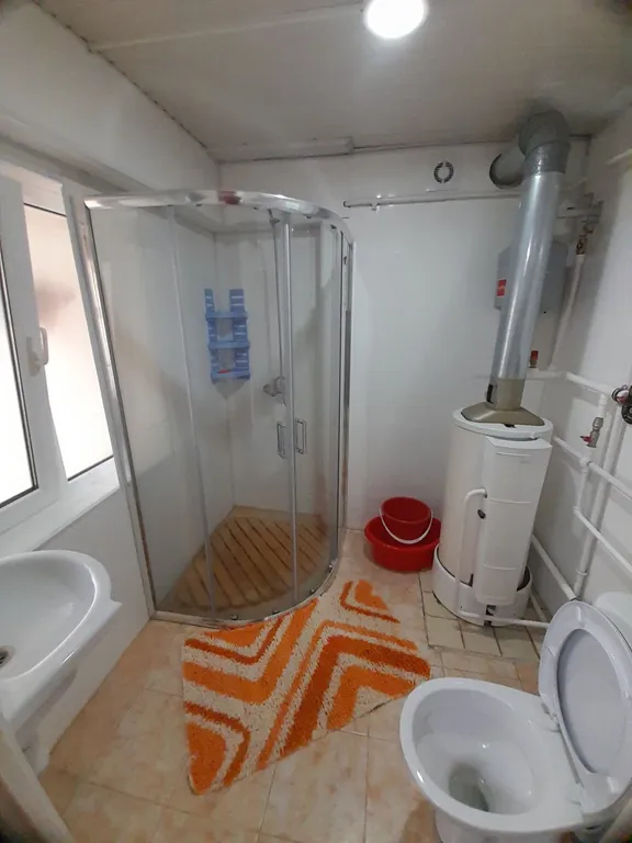 Дом в тихом пригороде не далеко от моря