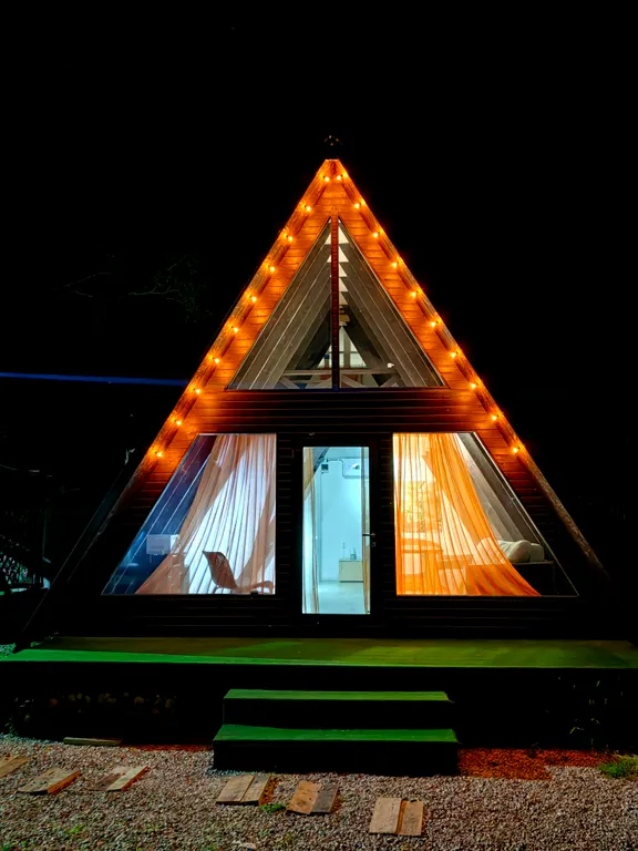 Домик А-фрейм в Абхазии (Пицунда)