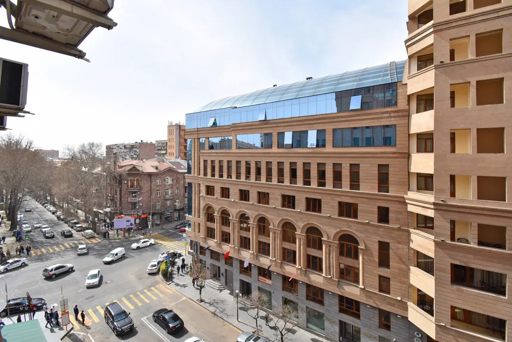 Роскошная двухкомнатная квартира в центре города