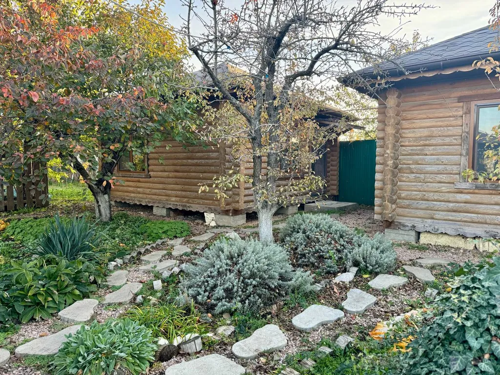 Коттедж Уютный индивидуальный домик в пригороде — Доброе