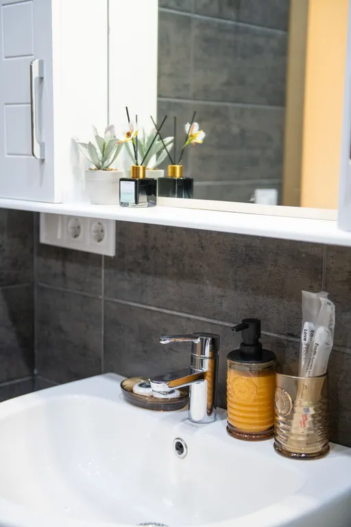 Уютная квартира рядом с парком и метро