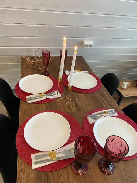 Треугольный дом