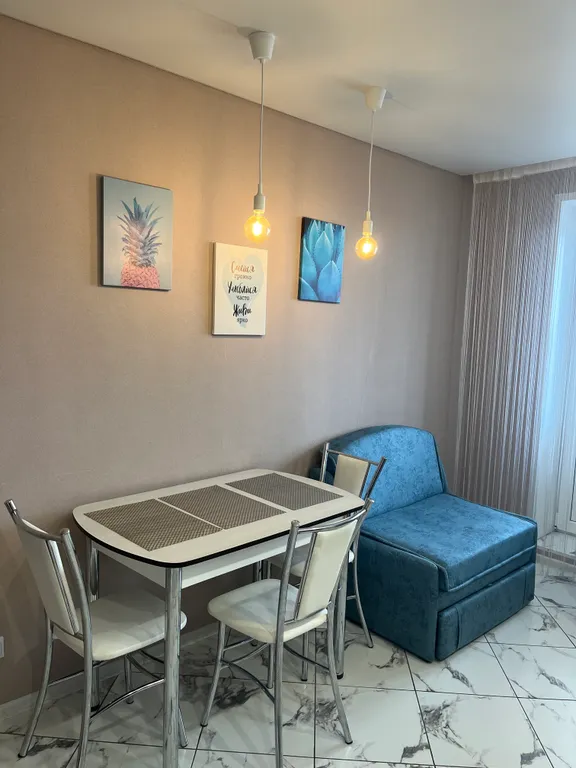 Новый дом на въезде в город