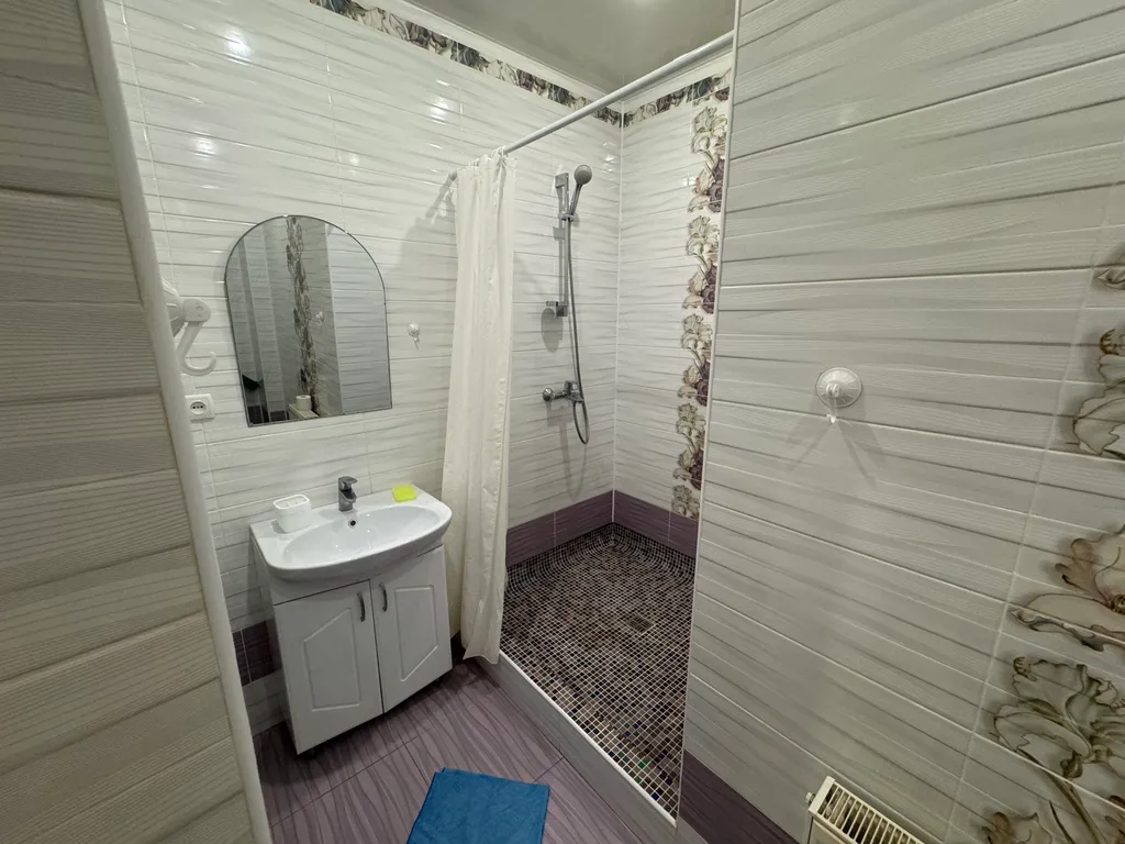 Коттедж Дом в хорошем районе, без соседей — Евпатория