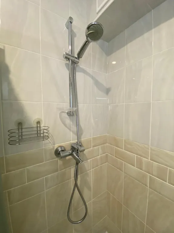 Студия с завораживающим видом и летним бассейном