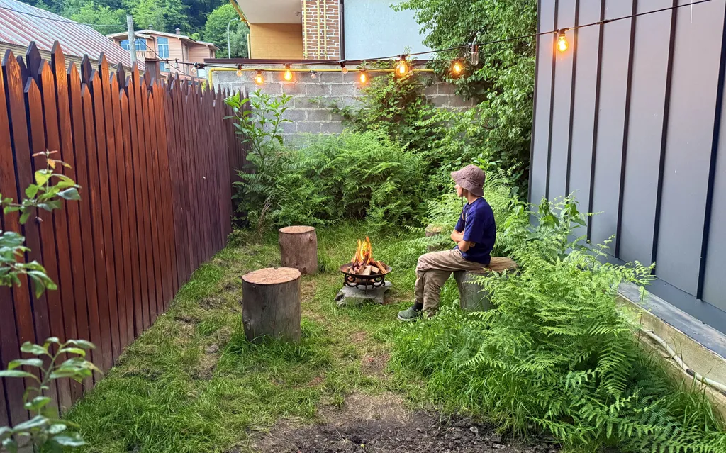 Дом Света с видом на горы в аутентичном пространстве Sunsvet