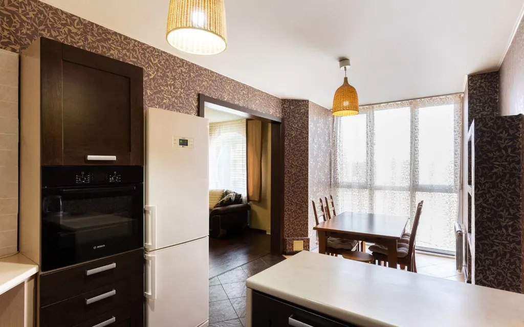 Большая квартира в центре левого берега