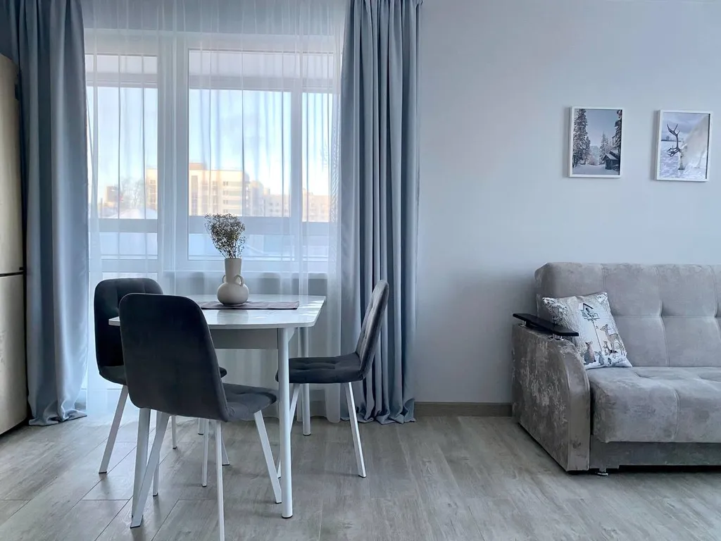 Трёхкомнатная уютная квартира в новом доме — аренда посуточно в Петрозаводск