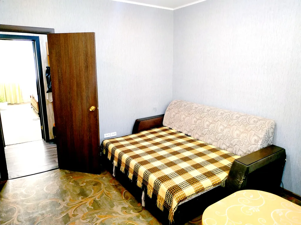 Уютная большая квартира с большой кухней