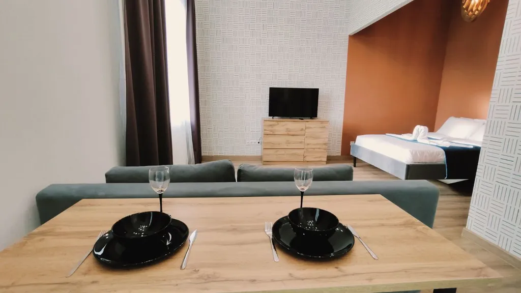 Стильная чистая квартира рядом с Куполом, Ледовым дворцом