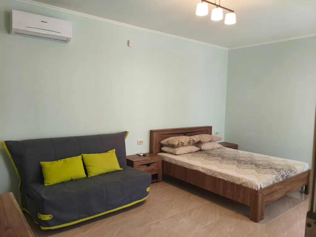 Квартира Трёхместный номер Люкс — аренда посуточно в Поповка