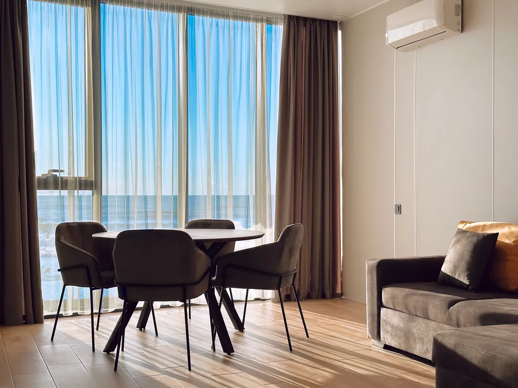 Просторная 3-комнатная квартира, шикарный вид на море