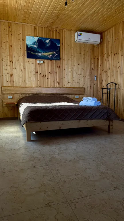 Дом с бассейном и баней