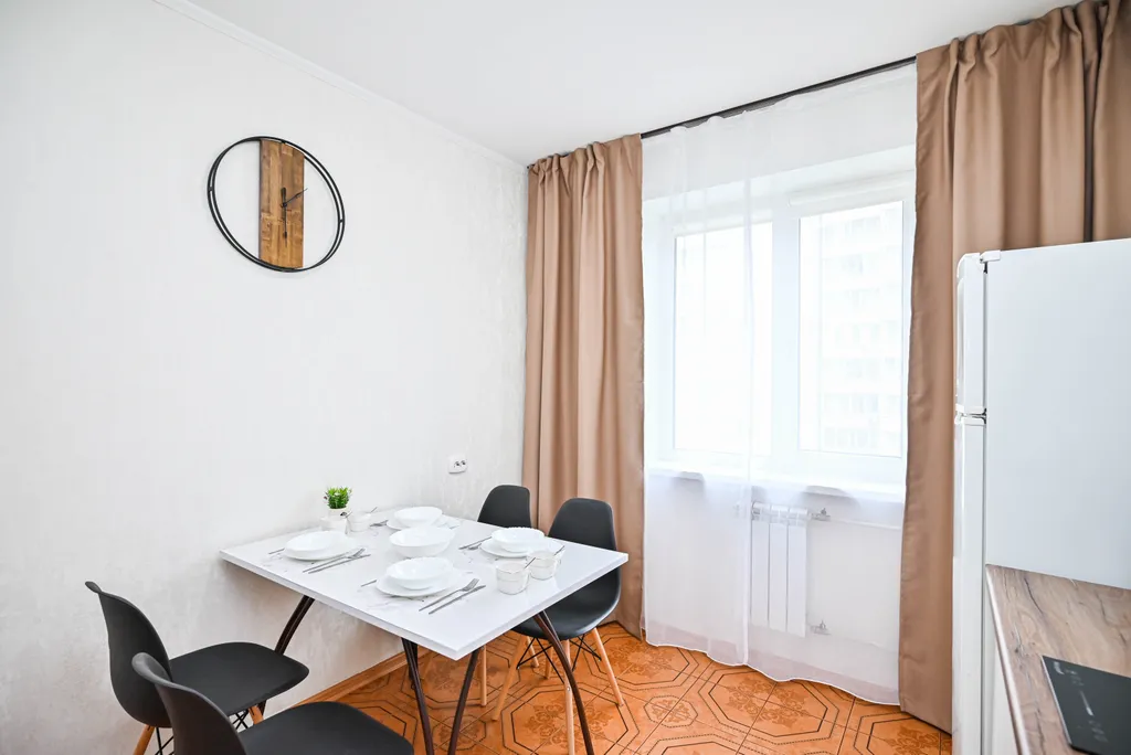 Квартира Квартира Уютная 1-комнатная на Планете — Красноярск