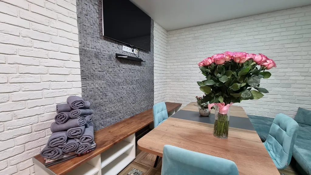 Дом с русской баней, джакузи и уличным чаном