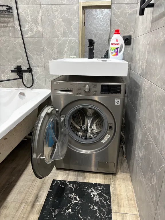 Квартира в центре поселка