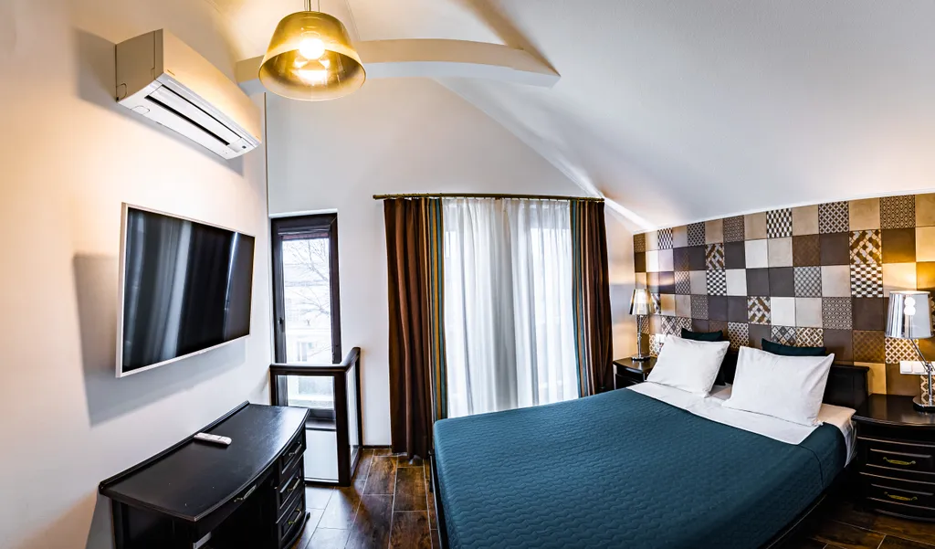 Двухэтажные 3-х комнатные апартаменты с 2 спальнями у Арбата