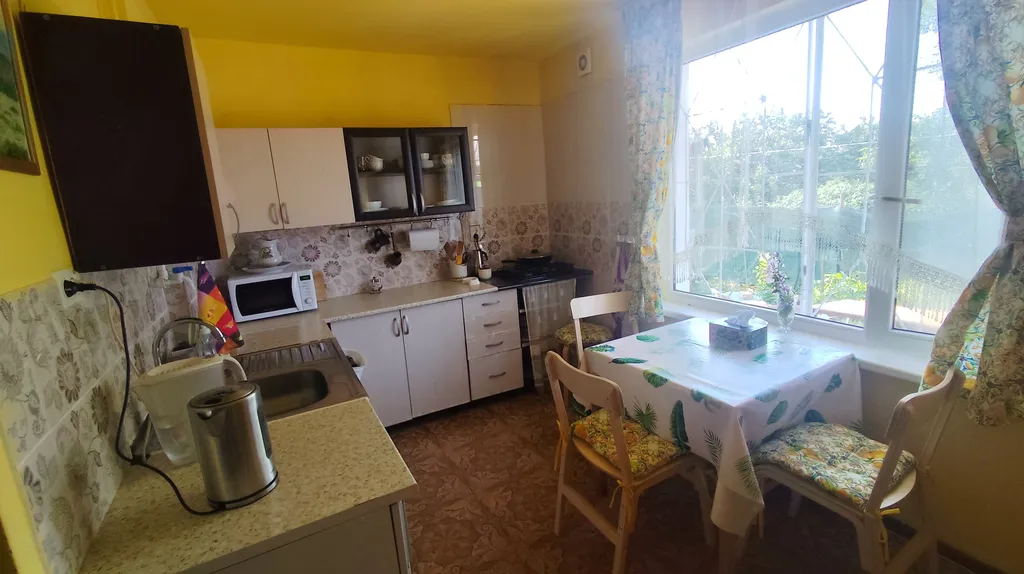 Коттедж Домик для отдыха с двумя спальнями и своим двором — Севастополь