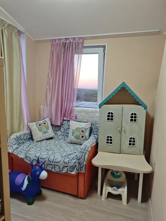 Коттедж Весь 3 этаж частного дома с отдельных входом — Севастополь