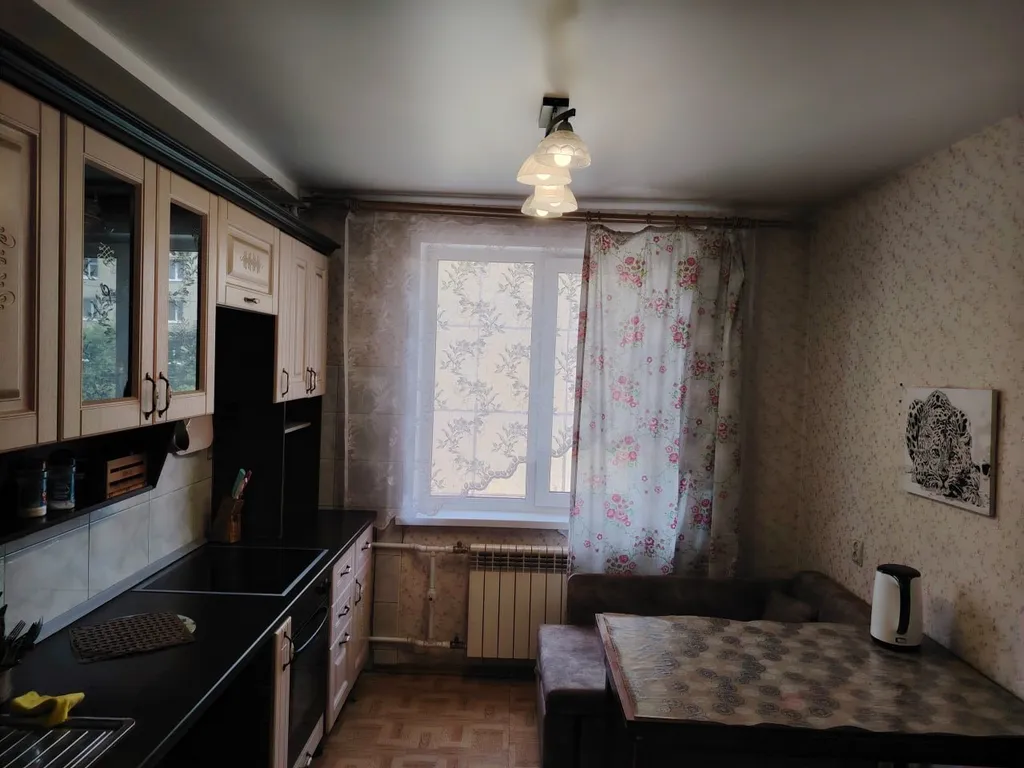 Большая комфортная квартира, рядом СК Звёздный, ж/д вокзал