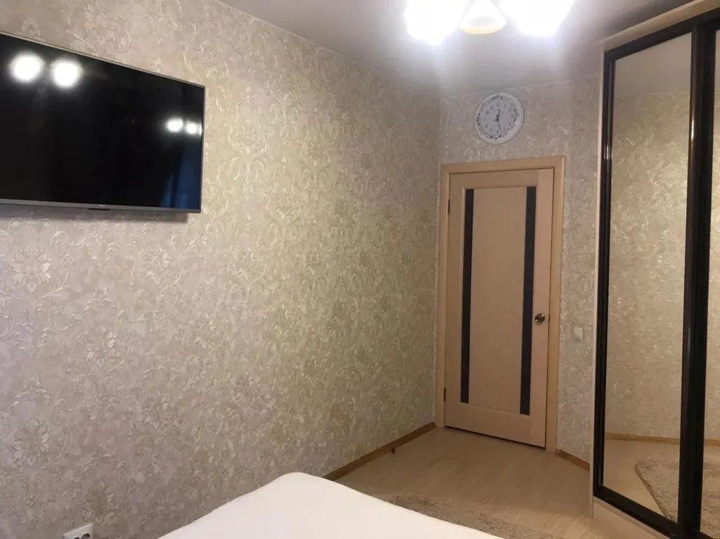 Трехкомнатная квартира у Торговых Рядов в центре