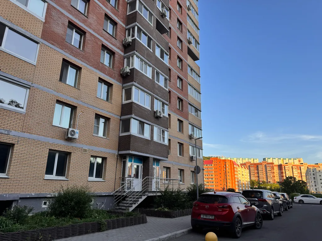 Квартира Квартира с панорамным видом в уютном районе — Владивосток