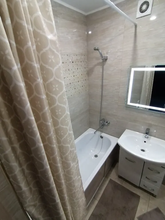 Квартира Просторная двухкомнатная квартира рядом с Мегой — Казань