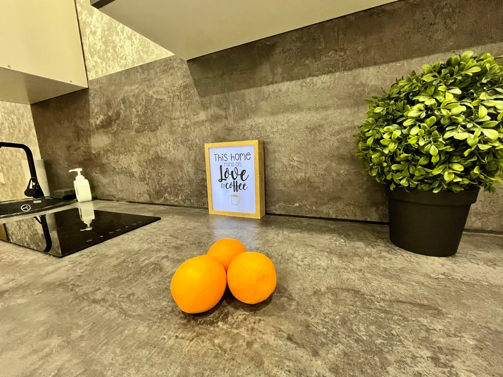 Квартира Квартира Апартамент с кухней, балконом и шикарным видом на море — Адлер