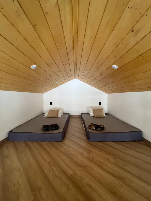 Барнхаус у озера