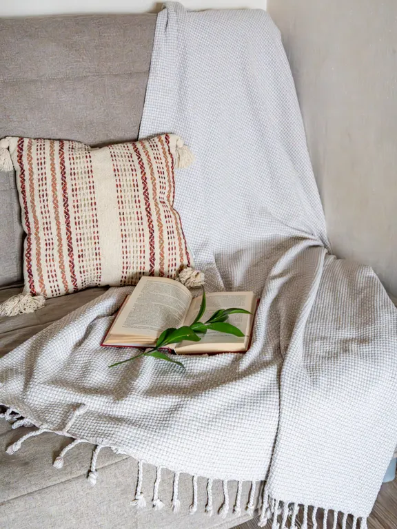 Евродвушка у метро Парнас для 5 || Сатин Хоум апарт