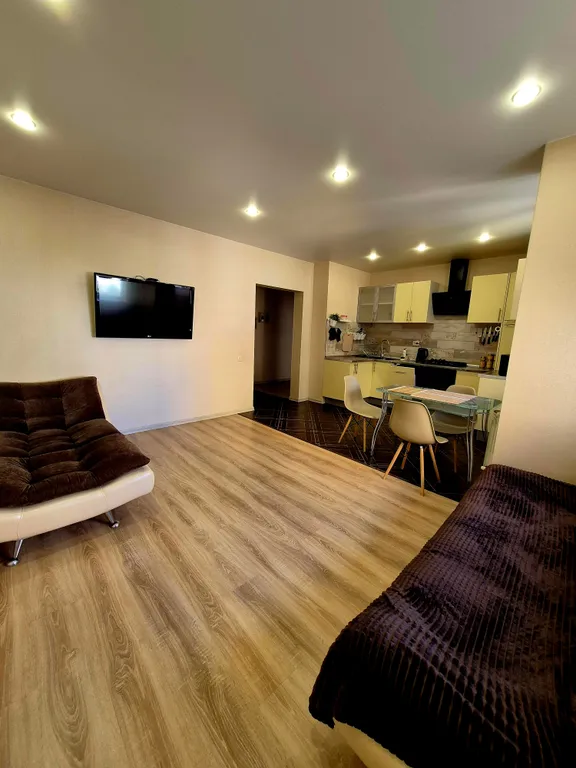 Двухкомнатная квартира с кухней-гостинной