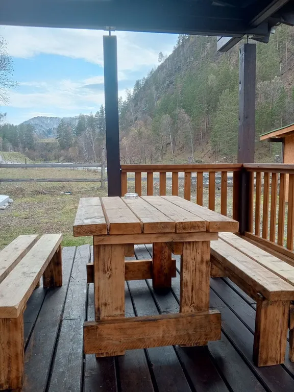 Уютный дом вдали от шума