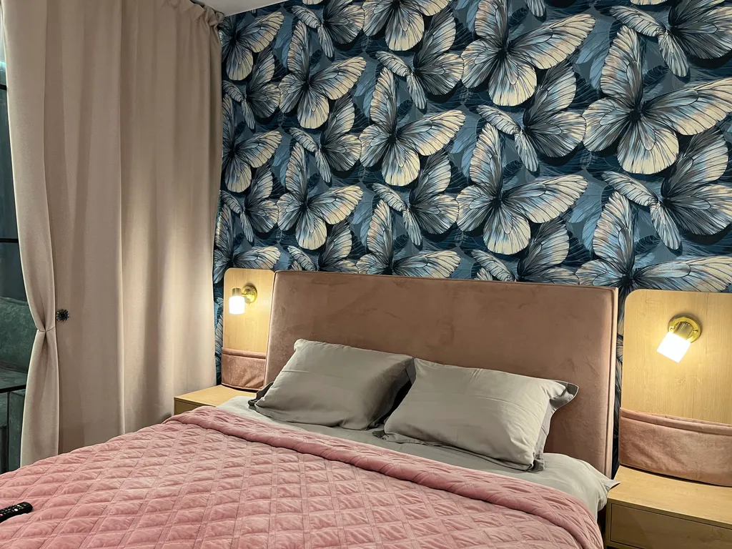 Улучшеные апартаменты баттерфляй с камином в центре