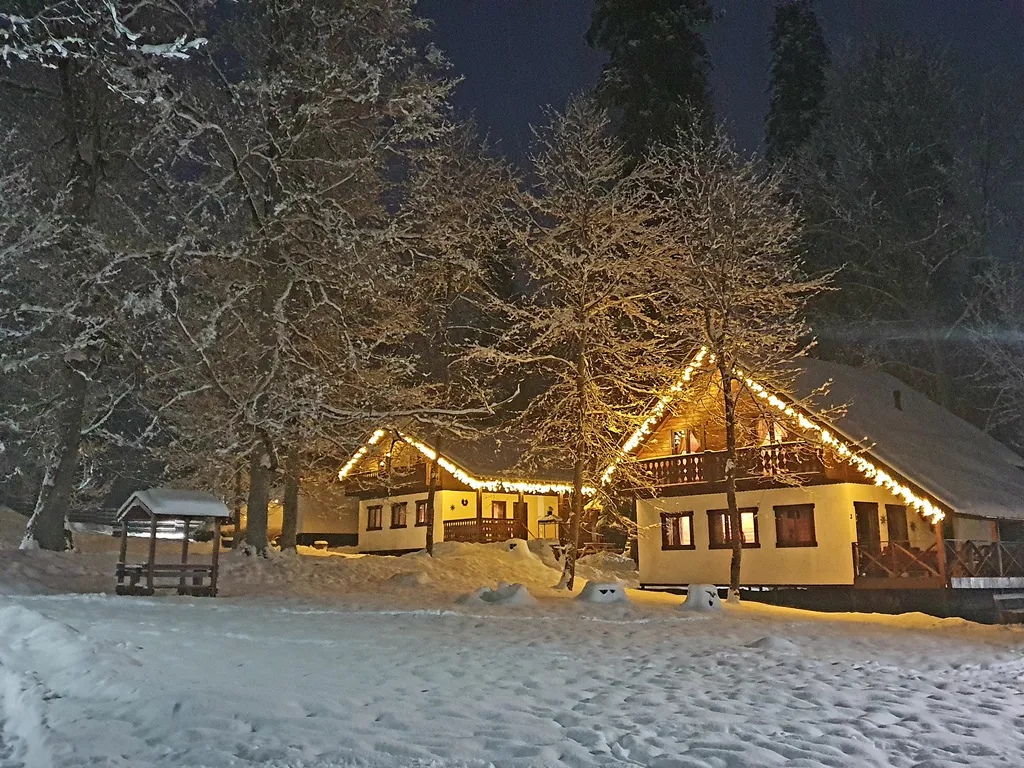 4-комнатный Дом