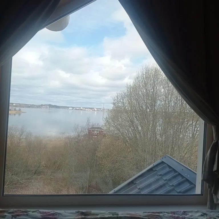 Современный дом на берегу Ладоги