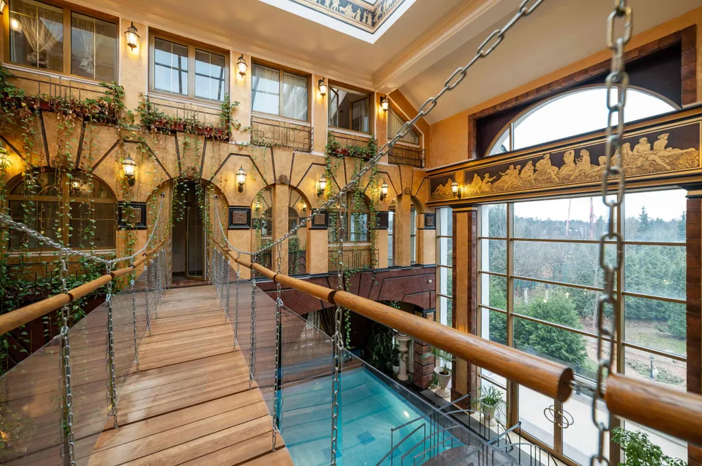 Атриум Николино