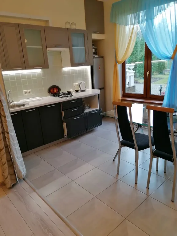 Загородный дом со своим садом