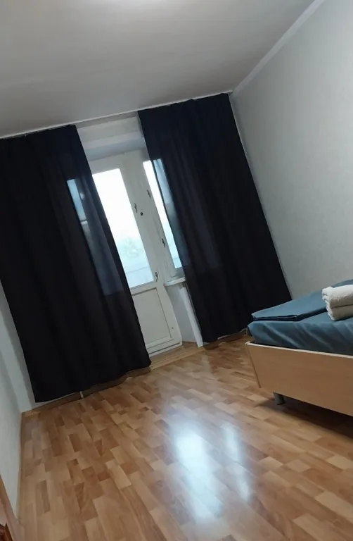 Евротрёшка в районе лётного училища