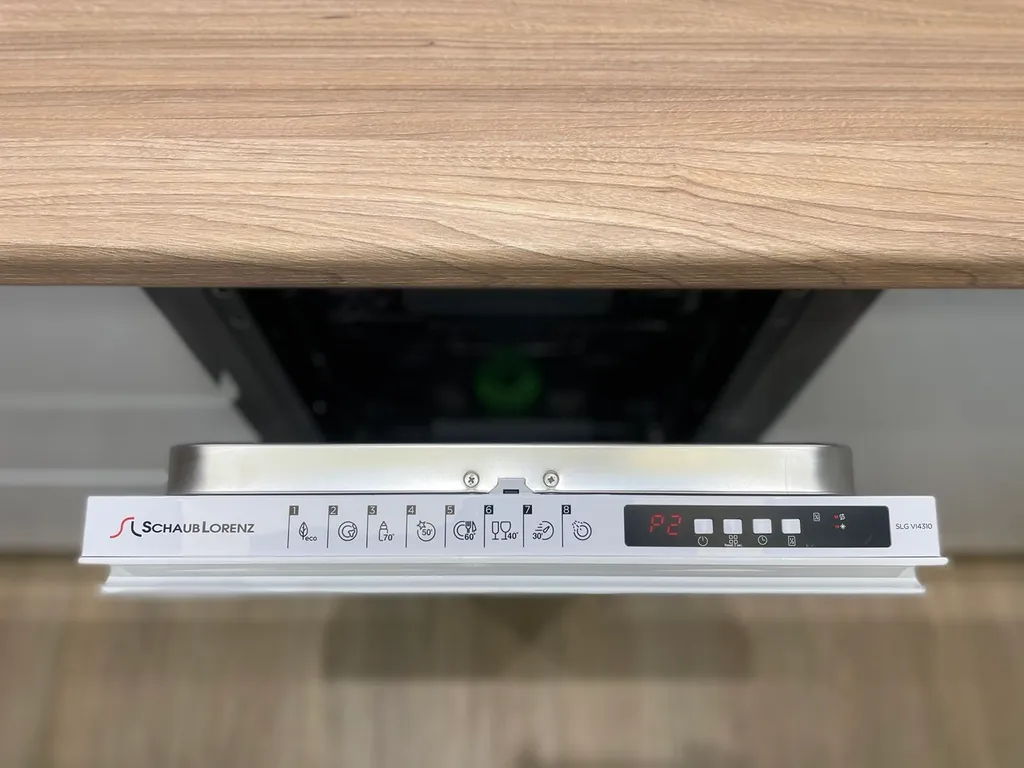 Двухкомнатные с видом на море и бассейн