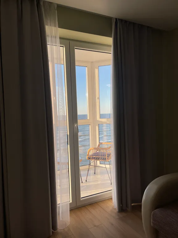 2-х комнатный апартамент с прямым видом на море