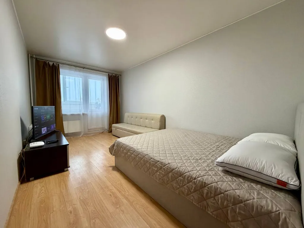 Однокомнатная квартира для 4х гостей. Скидка от 5 ночей! — аренда посуточно в Тюмень