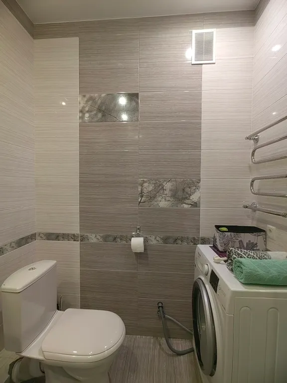 Из наших окон храм