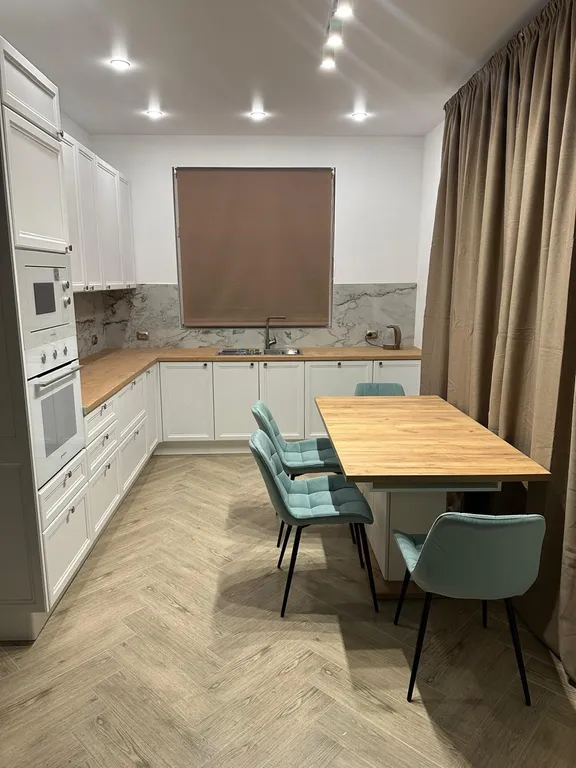 Коттедж с бассейном