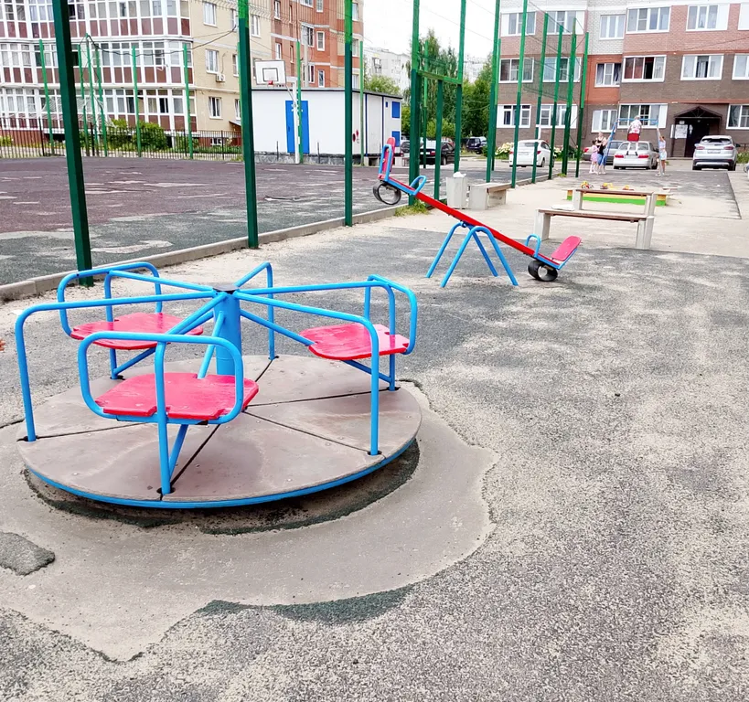 Просторная уютная квартира в спальном районе города