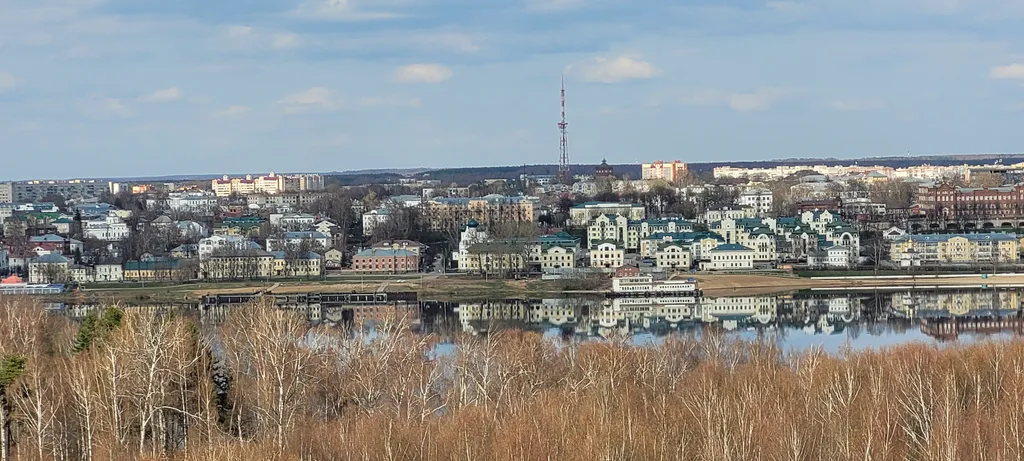 Квартира с панорамным видом на центр и Волгу с высоты птичьего полета