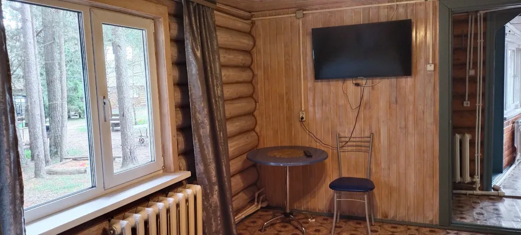 Коттедж Домик в лесу у озера — Турбаза Чайка