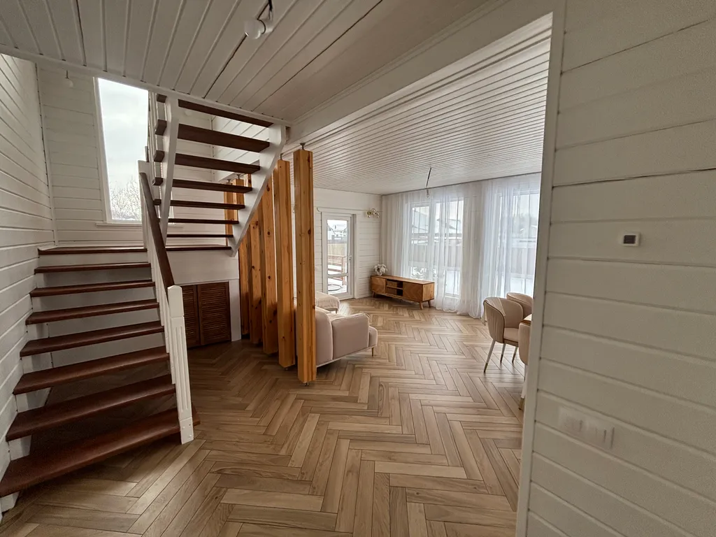 Сдается красивый дом в тихом поселке 170 кВ