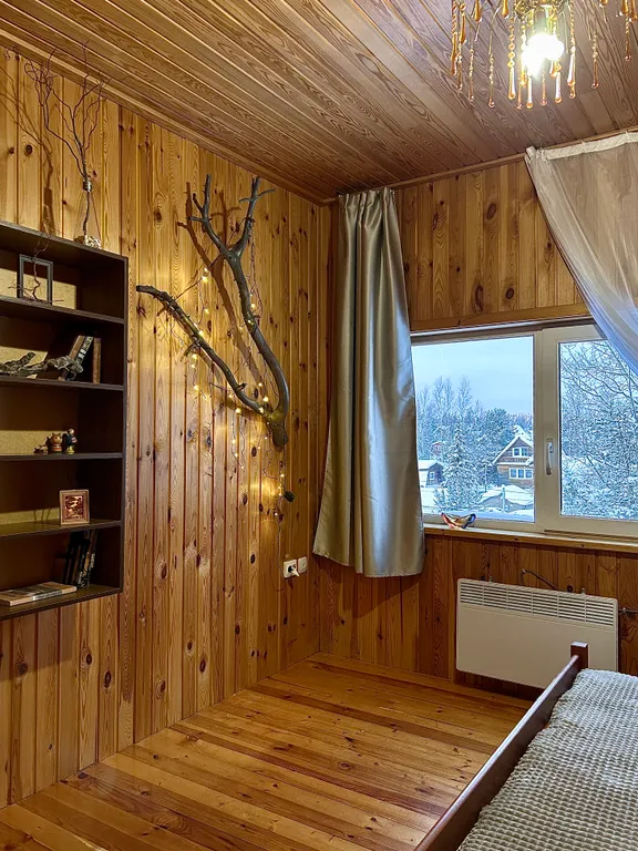 Большой коттедж с камином Гнездо