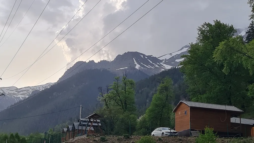 Экодомик с великолепным видом на горы