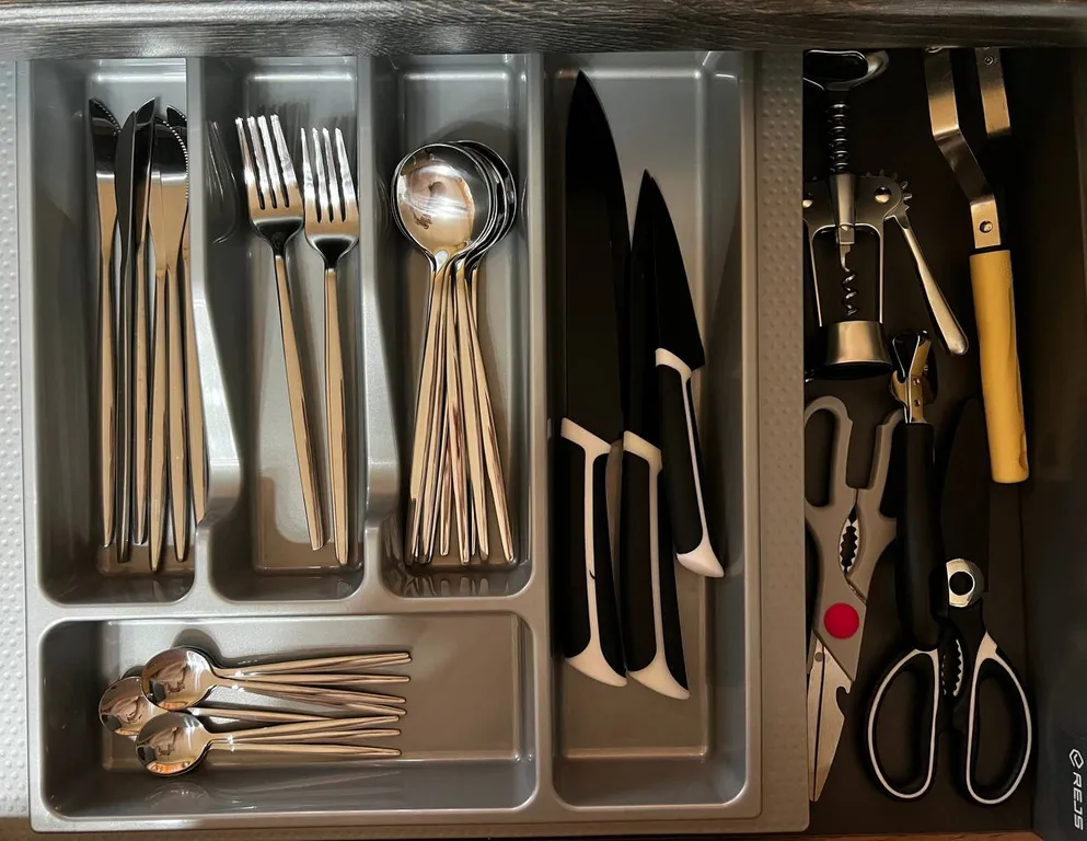 Уютный домик Karhumökki в окружении соснового леса и озер, у Игоры